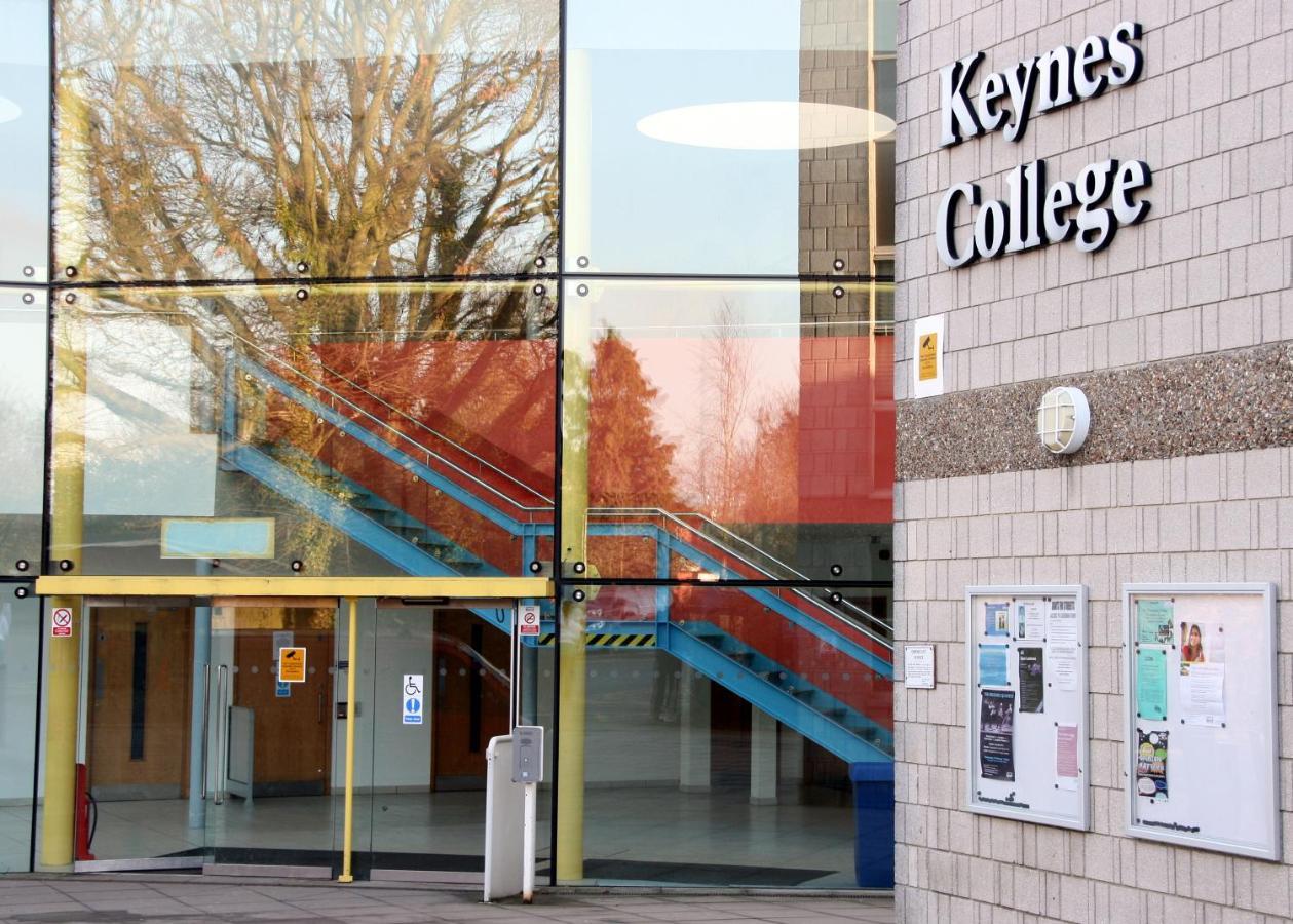 Keynes College Hotel Canterbury Eksteriør billede
