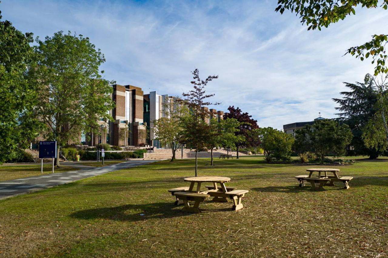 Keynes College Hotel Canterbury Eksteriør billede